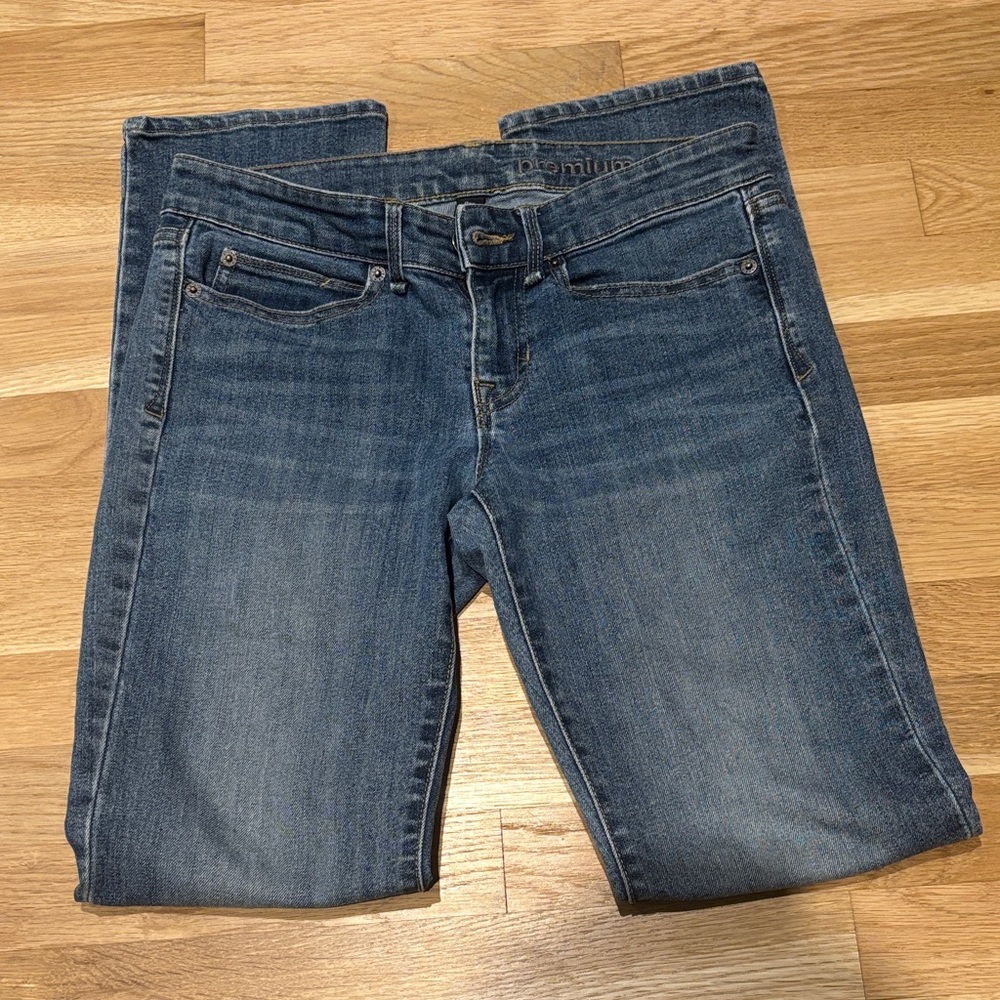 GAP Premium Straight Jeans, Women’s Size 2/26R, Excellent Condition!